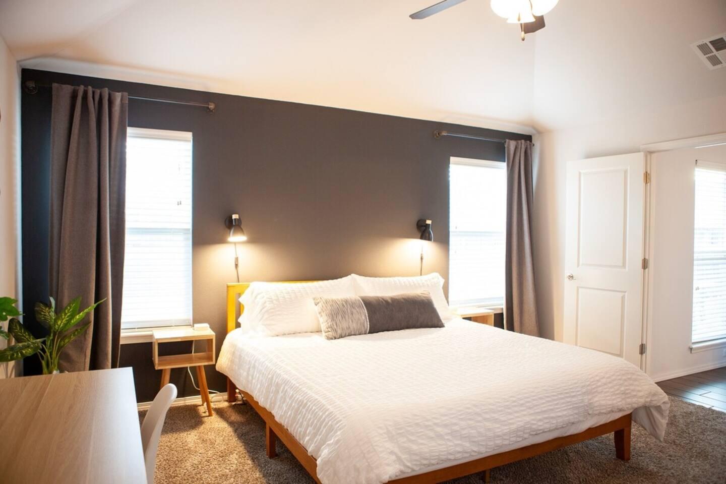 Master Bed - KING Memory Foam Bed with soft and firm pillows.
